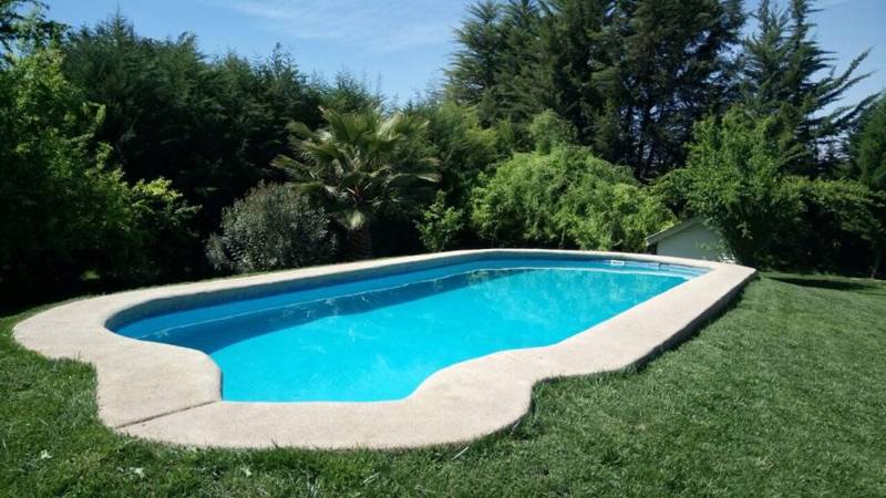 Piscina cristalina en Las Condes